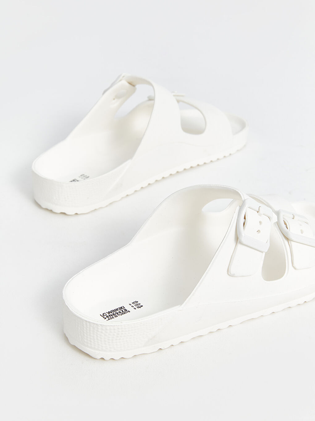 Beyaz Çift Bantlı Kadın Terlik-3