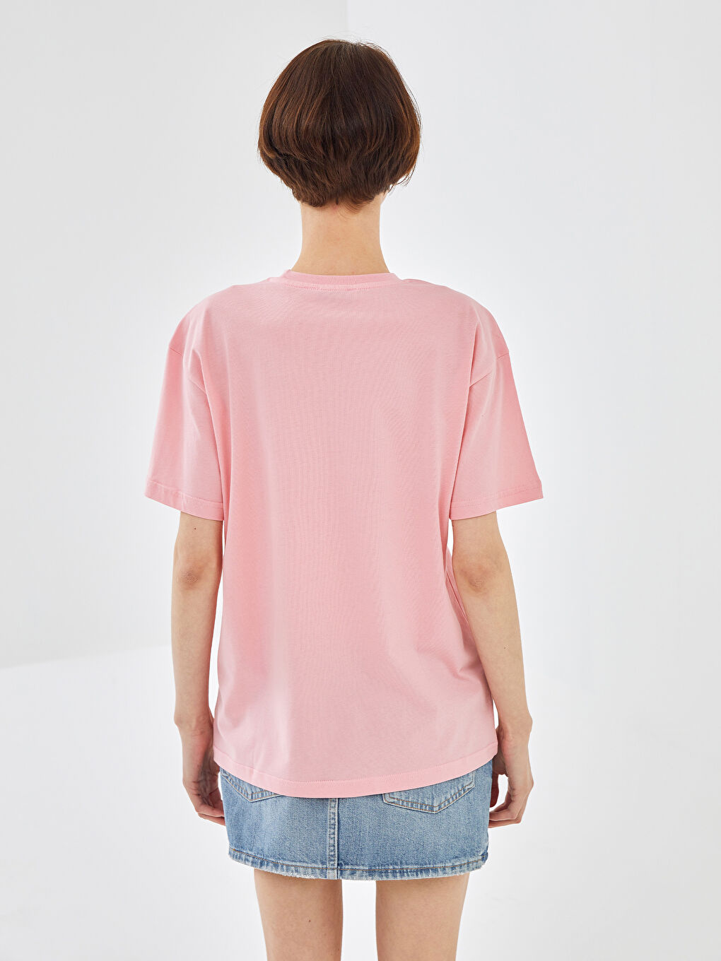 Pembe Bisiklet Yaka Baskılı Kısa Kollu Kadın Tişört-4