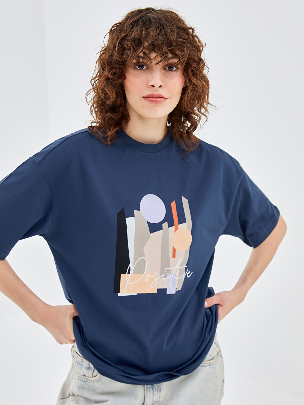 Lacivert Bisiklet Yaka Baskılı Kısa Kollu Kadın Tişört-1