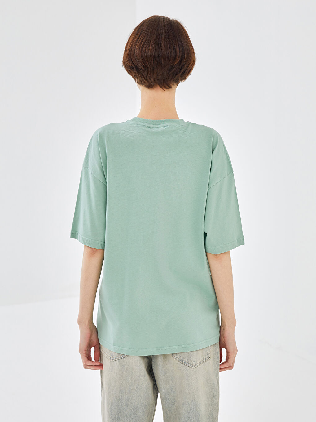 Yeşil Bisiklet Yaka Baskılı Kısa Kollu Kadın Tişört-4