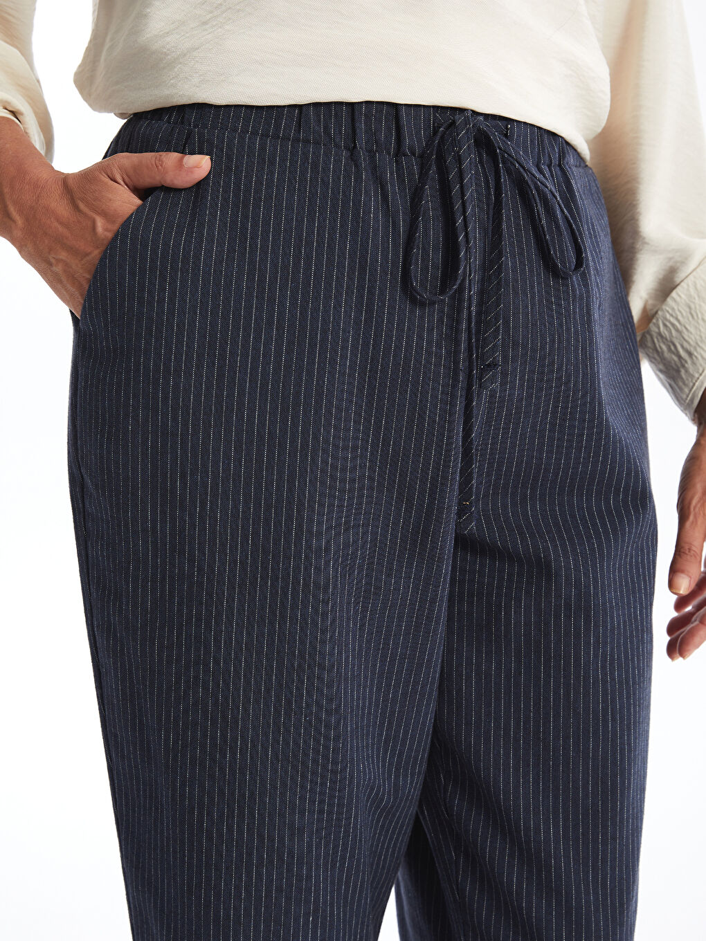 İndigo Beli Lastikli Çizgili Keten Karışımlı Kadın Kapri-2