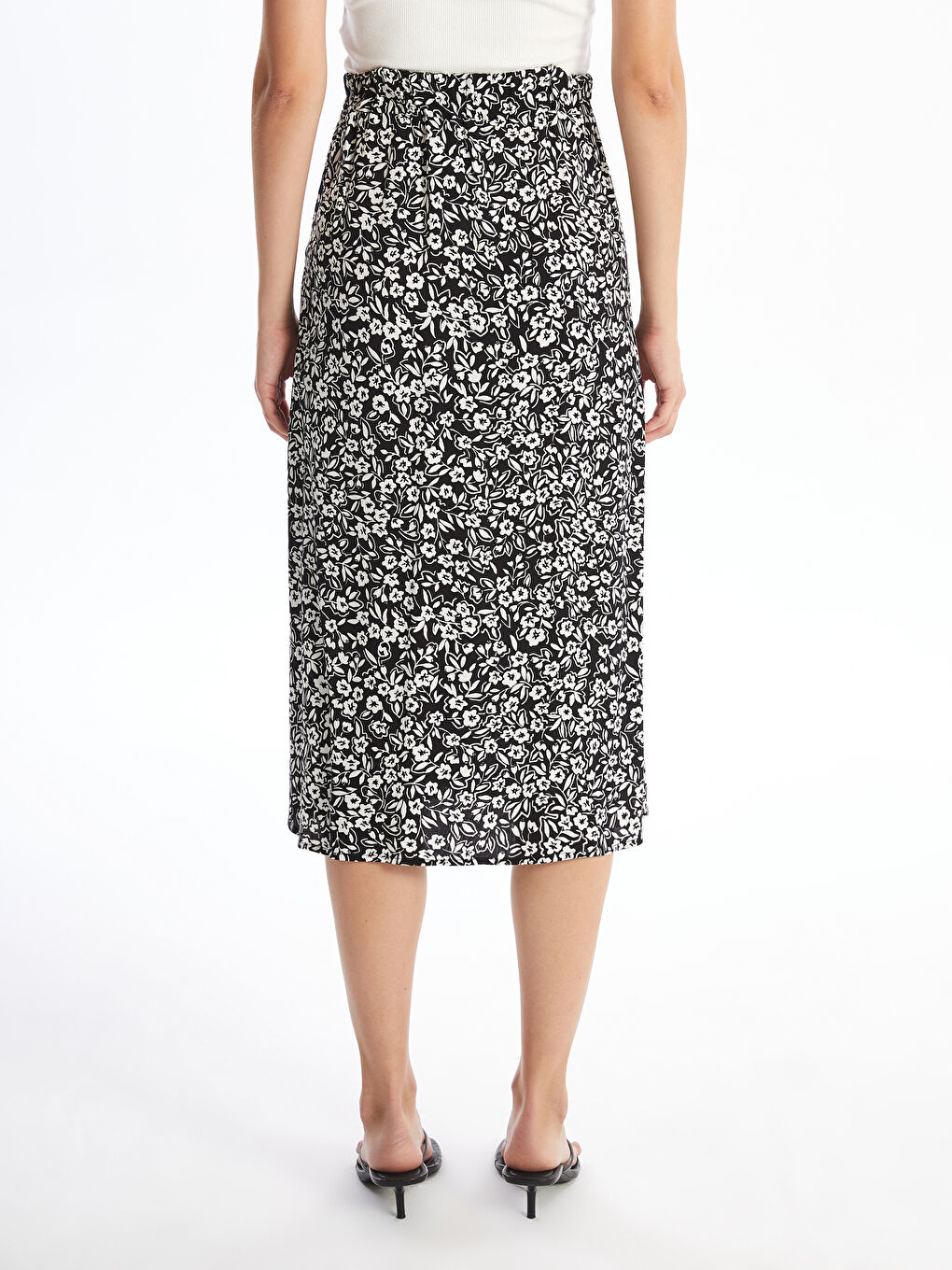 Siyah Beli Lastikli Çiçekli Kadın Etek-3