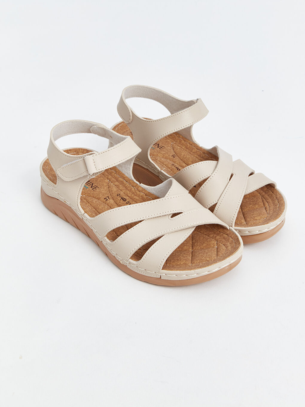 Bej Cırt Cırtlı Kadın Sandalet