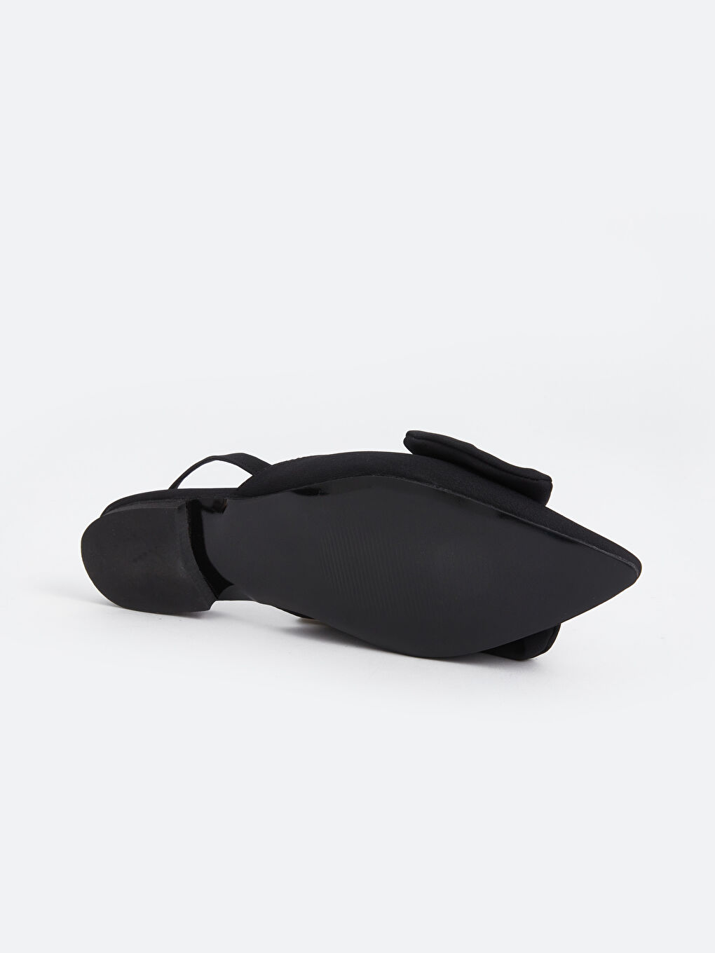 Siyah Fiyonk Detaylı Kadın Babet-3