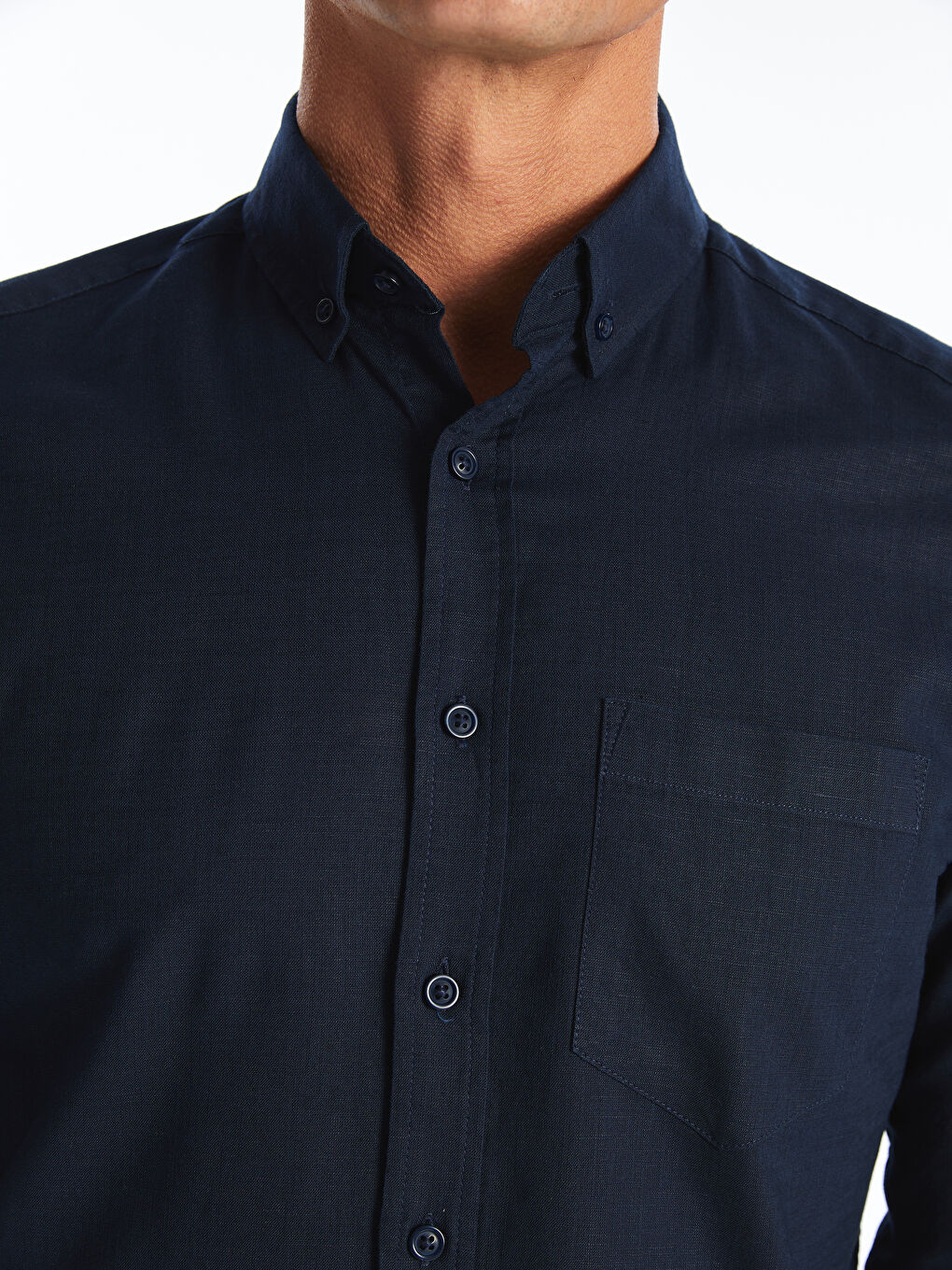 Muška košulja od mešavine lana standardnog kroja, dugih rukava-3