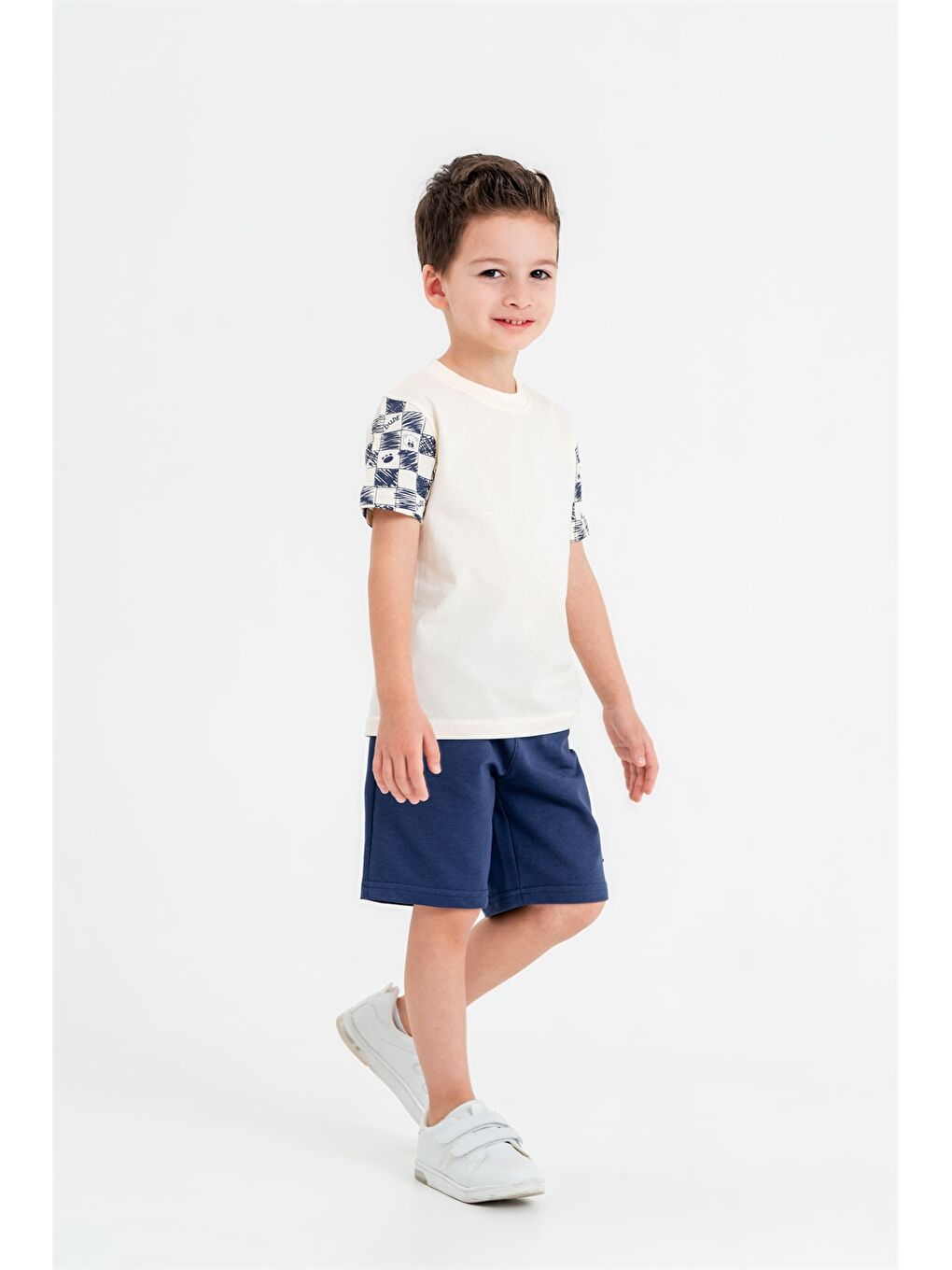 İndigo Bisiklet Yaka Erkek Bebek Tişört ve Şort 2'li-1