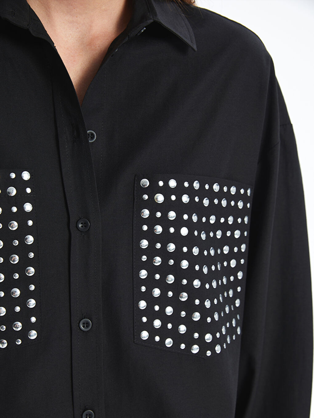 Siyah Parlak Taşlı Uzun Kollu Oversize Kadın Gömlek-4