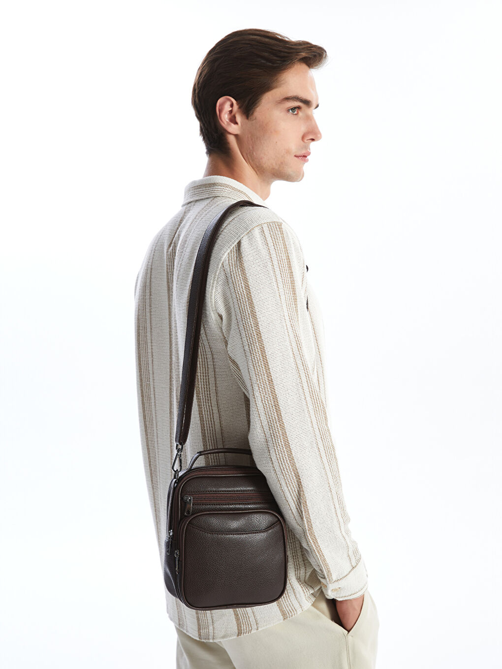 Kahverengi Deri Görünümlü Erkek Omuz Çantası