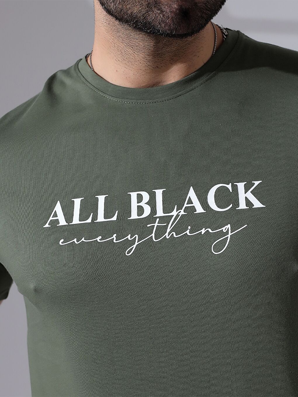 Haki Bisiklet Yaka Kısa Kollu Baskılı Erkek Tişört ve Şort 2'li Takım-2