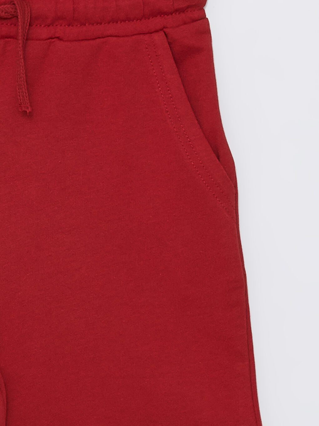 Kırmızı Beli Lastikli Erkek Çocuk Şort-2