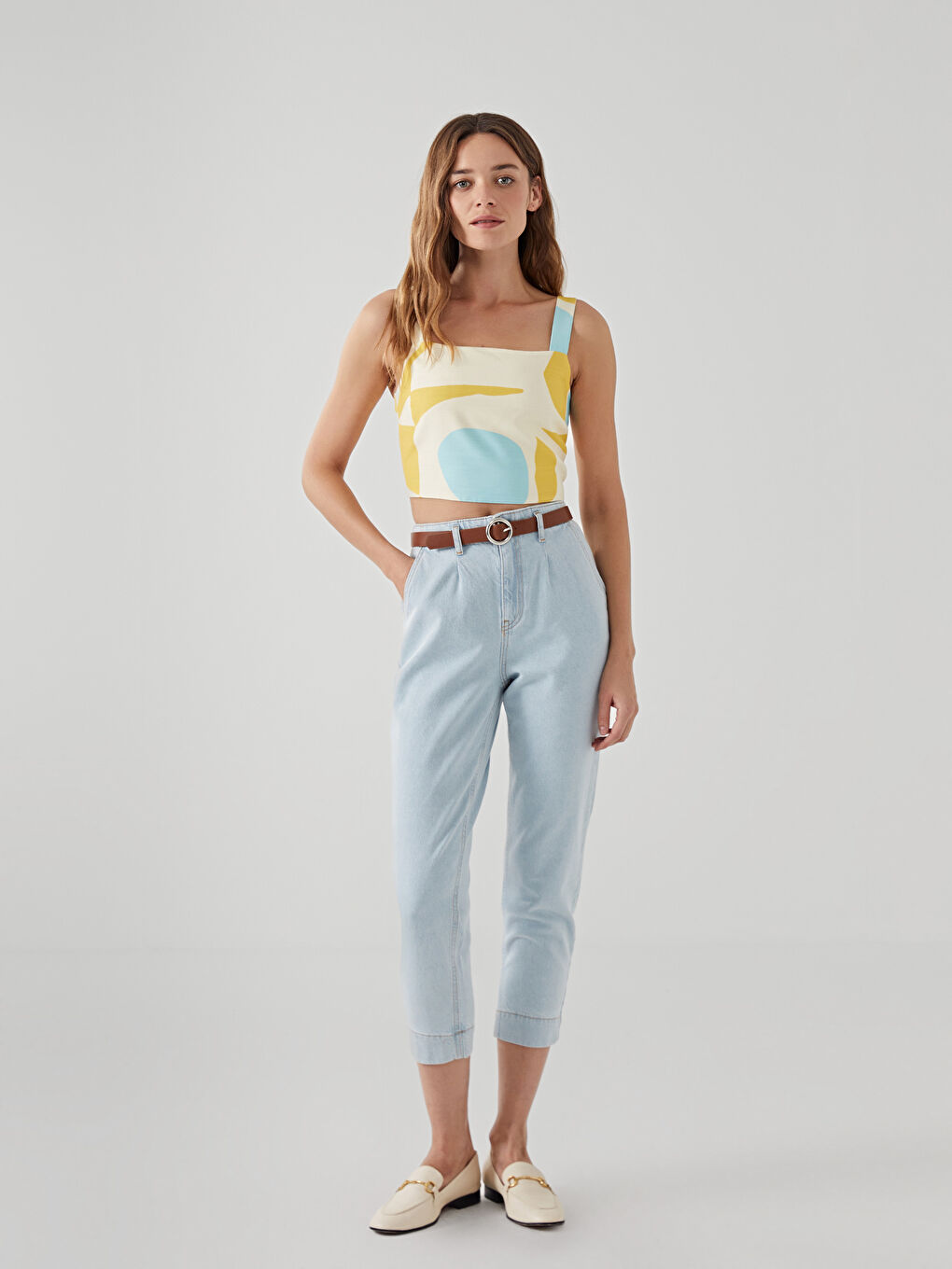 Sarı Kare Yaka Desenli Askılı Kadın Crop-1