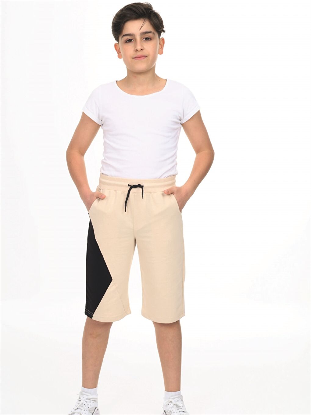 Bej Beli Lastikli Önü Garnili Erkek Çocuk Kapri
