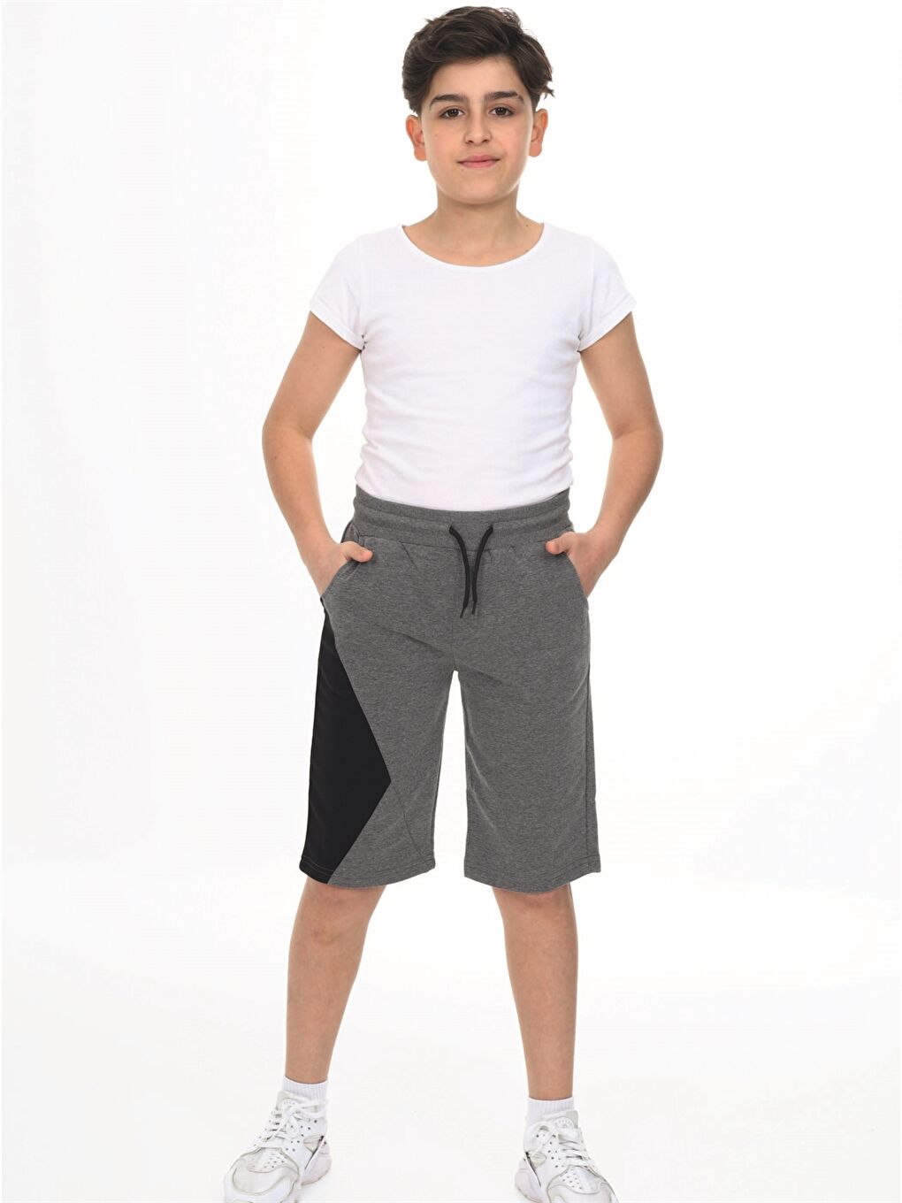 Antrasit Beli Lastikli Önü Garnili Erkek Çocuk Kapri