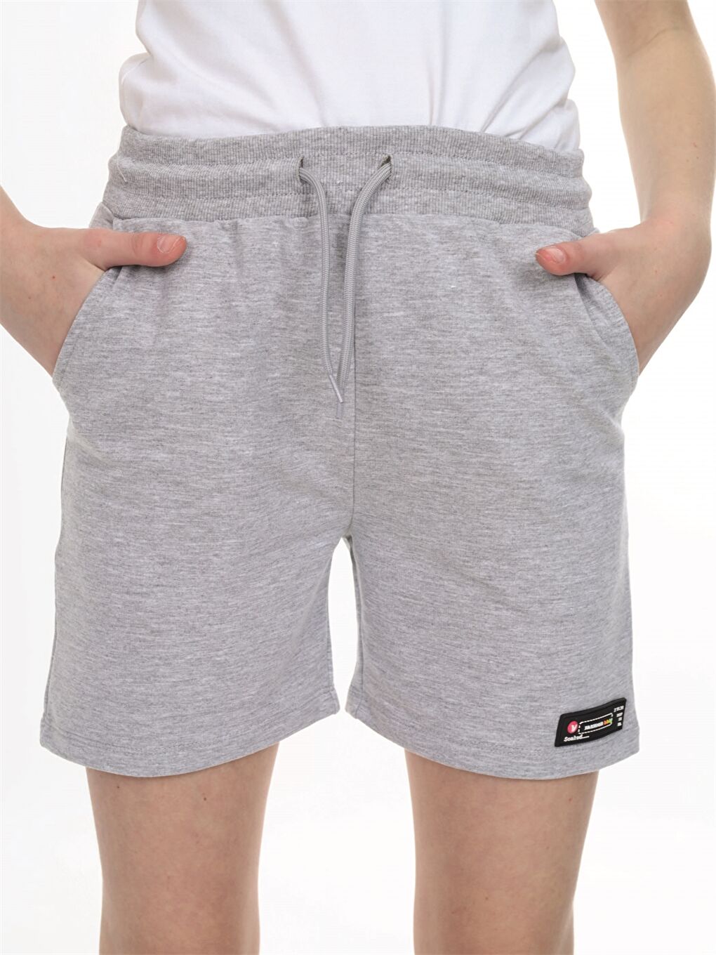 Gri Beli Lastikli Baskılı Kız Çocuk Şort-1