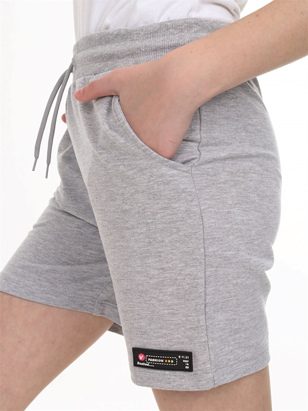 Gri Beli Lastikli Baskılı Kız Çocuk Şort-2