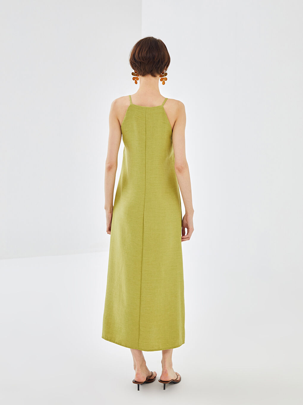 Yeşil Kare Yaka Düz İp Askılı Keten Görünümlü Elbise-4