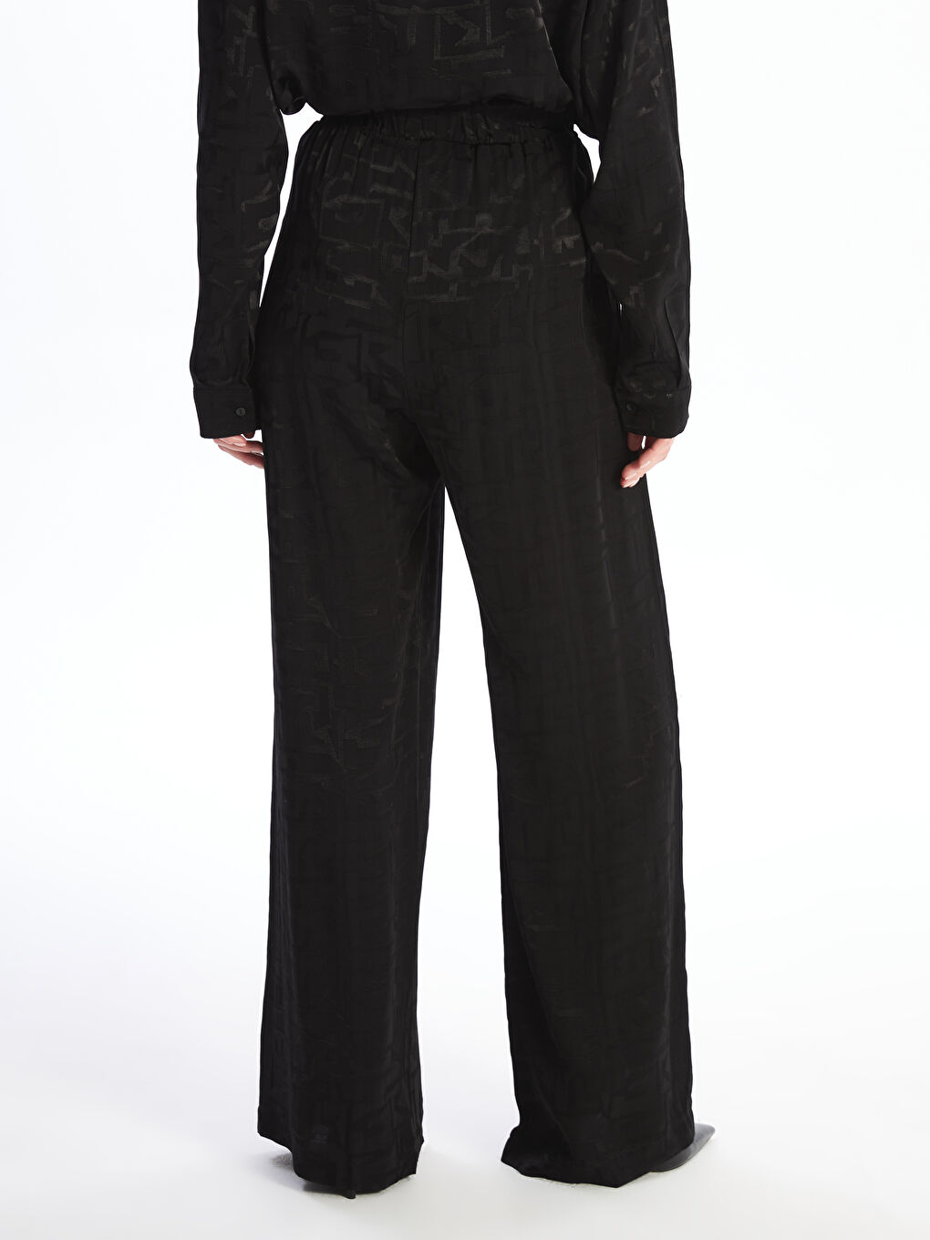 LCWAIKIKI Classic Elasticated Waist Relaxed Fit Patterned Women's Trousers -S4NR04Z8-CVL