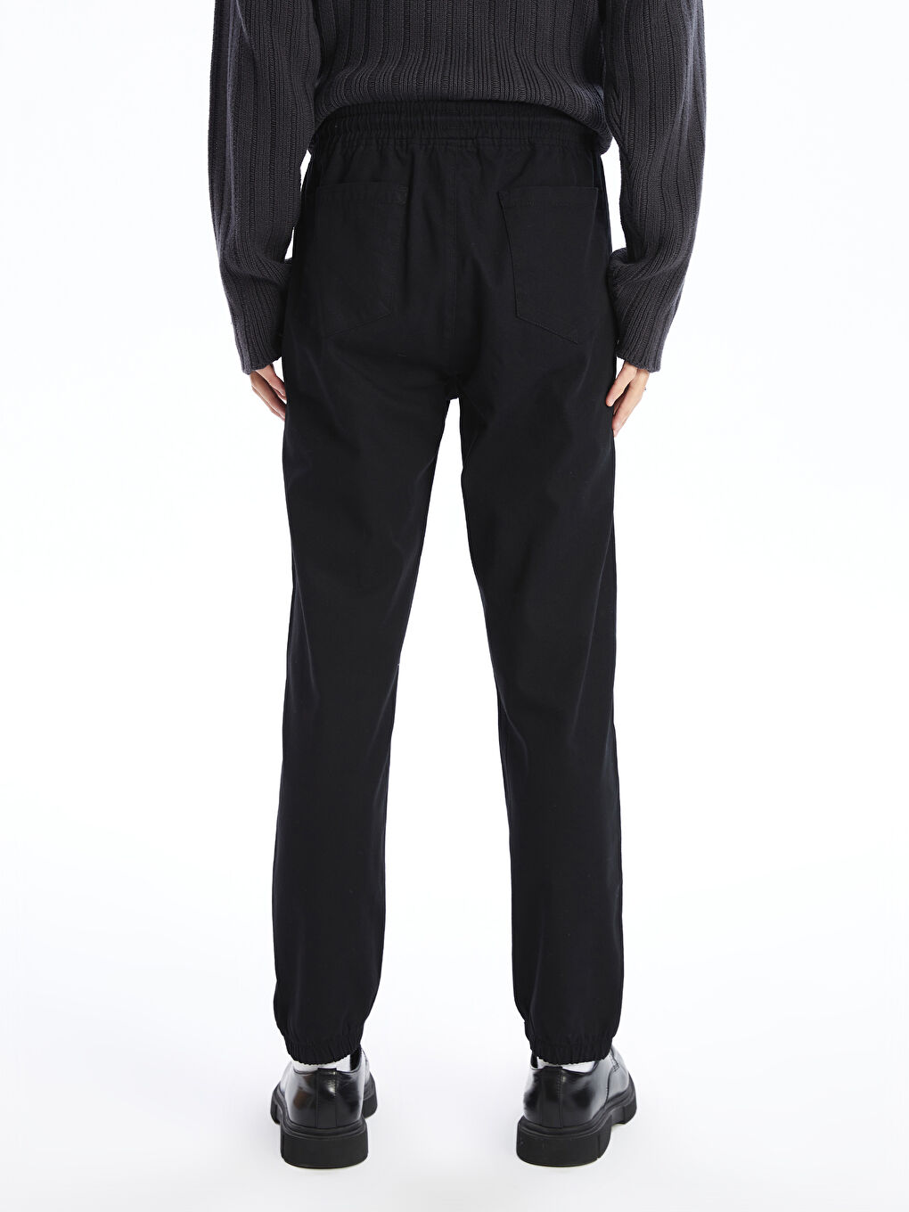 Siyah Standart Kalıp Gabardin Erkek Jogger Pantolon-3