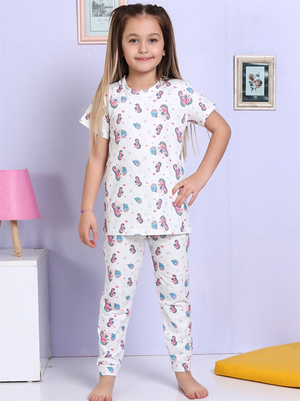 Beyaz Bisiklet Yaka Baskılı Kısa Kollu Kız Çocuk Pijama Takımı-1