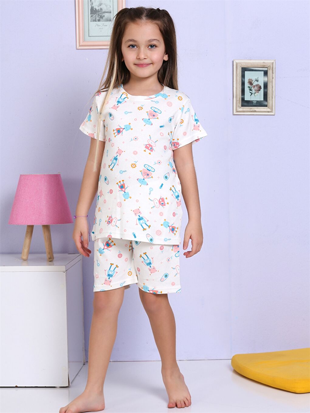 Elmas Kids Ekru Bisiklet Yaka Baskılı Kısa Kollu Kız Çocuk Şortlu Pijama Takımı - 1