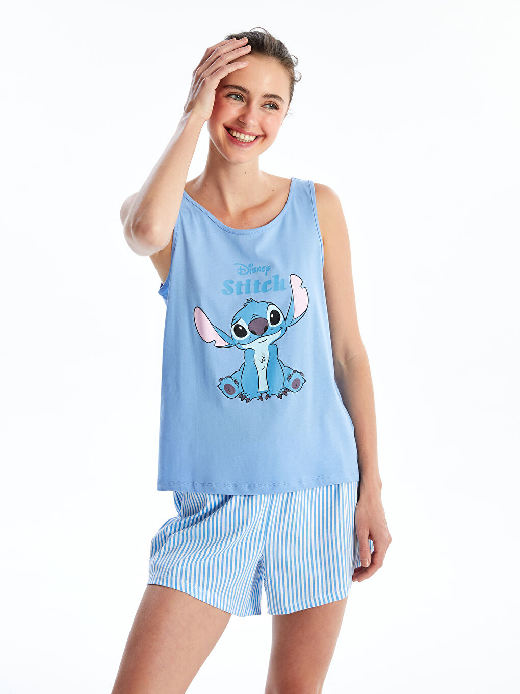 Crew Neck Lilo & Stitch Printed Women's Pajama Set with Shorts -S4O072Z8-LU7