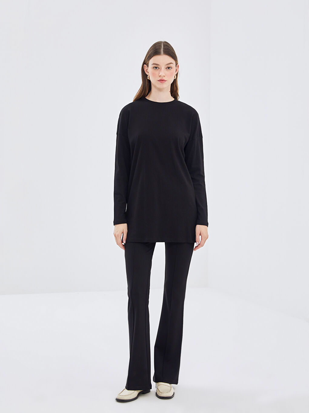 Siyah Kadın Bisiklet Yaka Düz Tunik-1