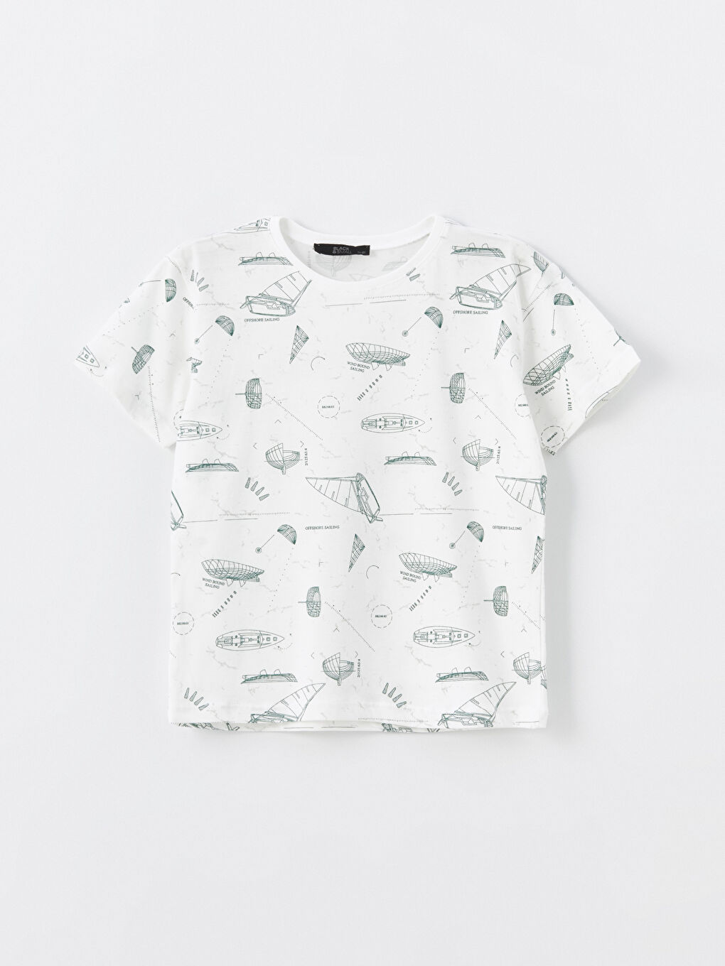 Beyaz Bisiklet Yaka Kısa Kollu Erkek Çocuk Tişört