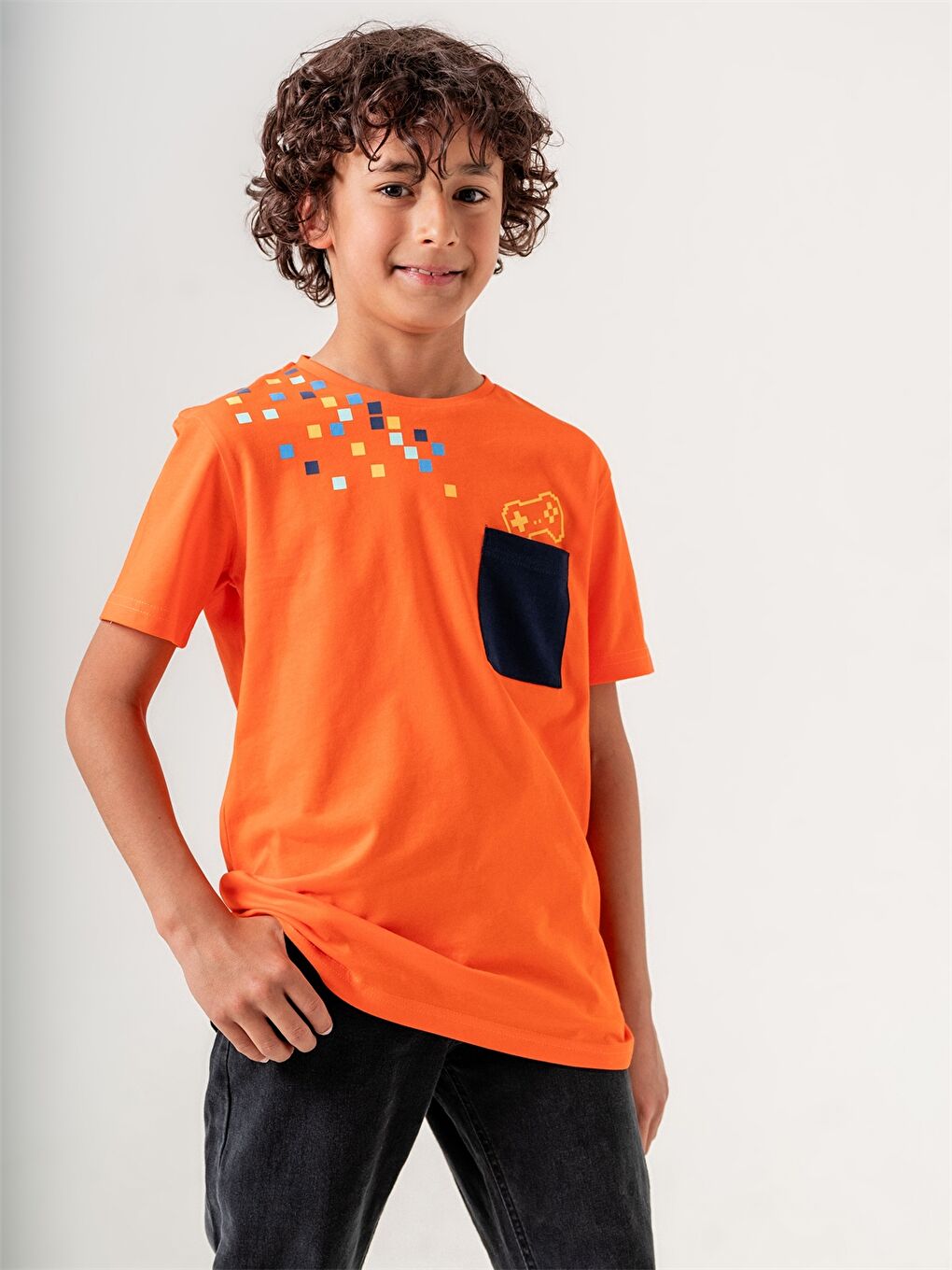 Turuncu Bisiklet Yaka Baskılı Erkek Çocuk Tişört-1