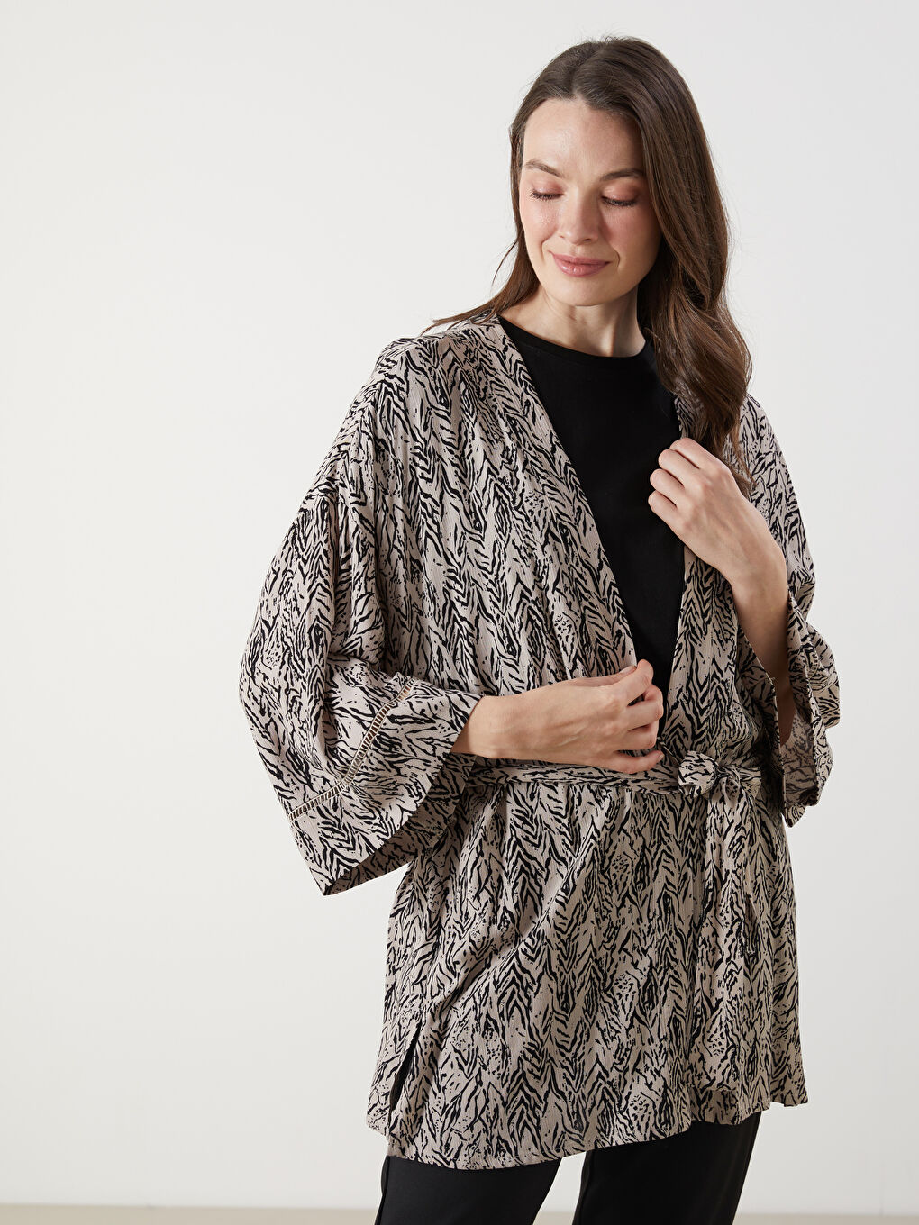 Shawl Collar Patterned Long Sleeve Oversize Women's Kimono -S4O901Z8-LRA