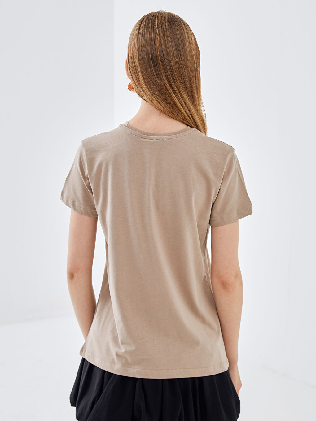 Kahverengi Bisiklet Yaka Baskılı Kısa Kollu Kadın Tişört-3