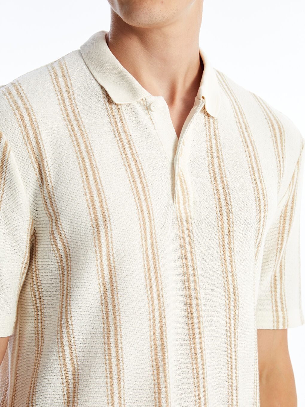 Bej Polo Yaka Kısa Kollu Çizgili Erkek Tişört-2