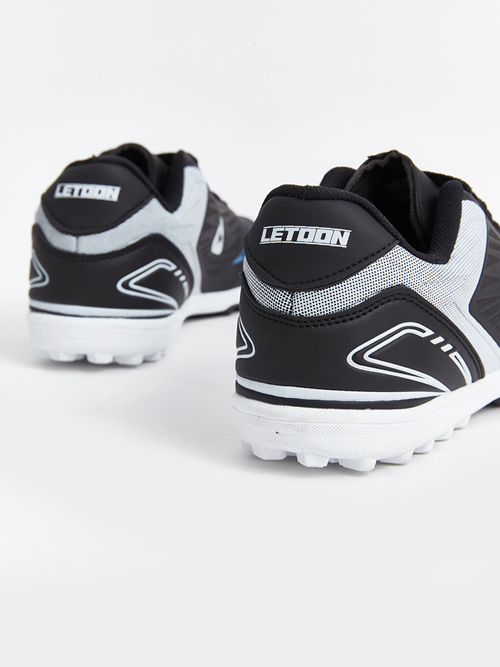 Siyah Bağcıklı Erkek Halı Saha Ayakkabısı-4