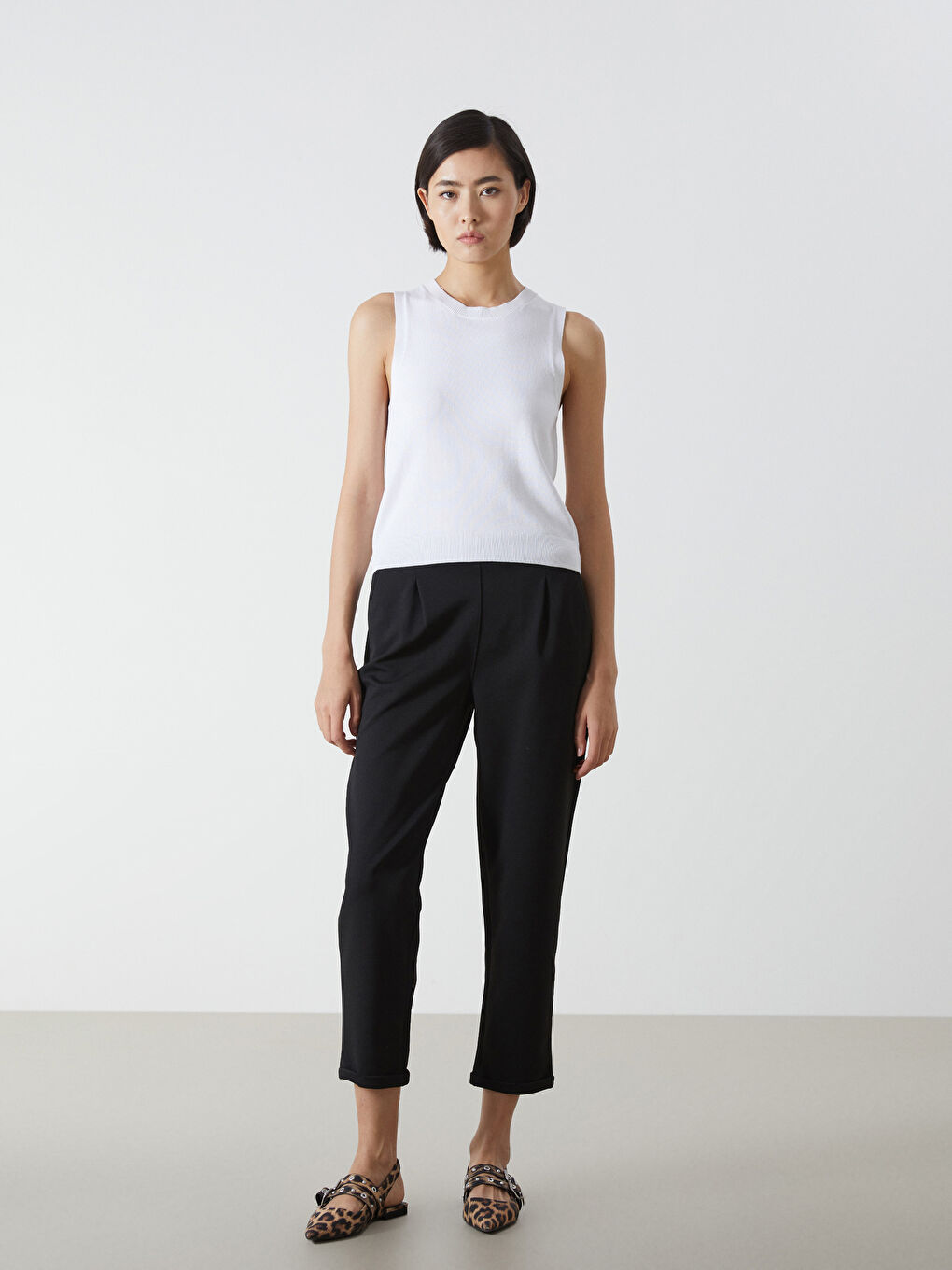 Siyah Beli Lastikli Kadın Pantolon