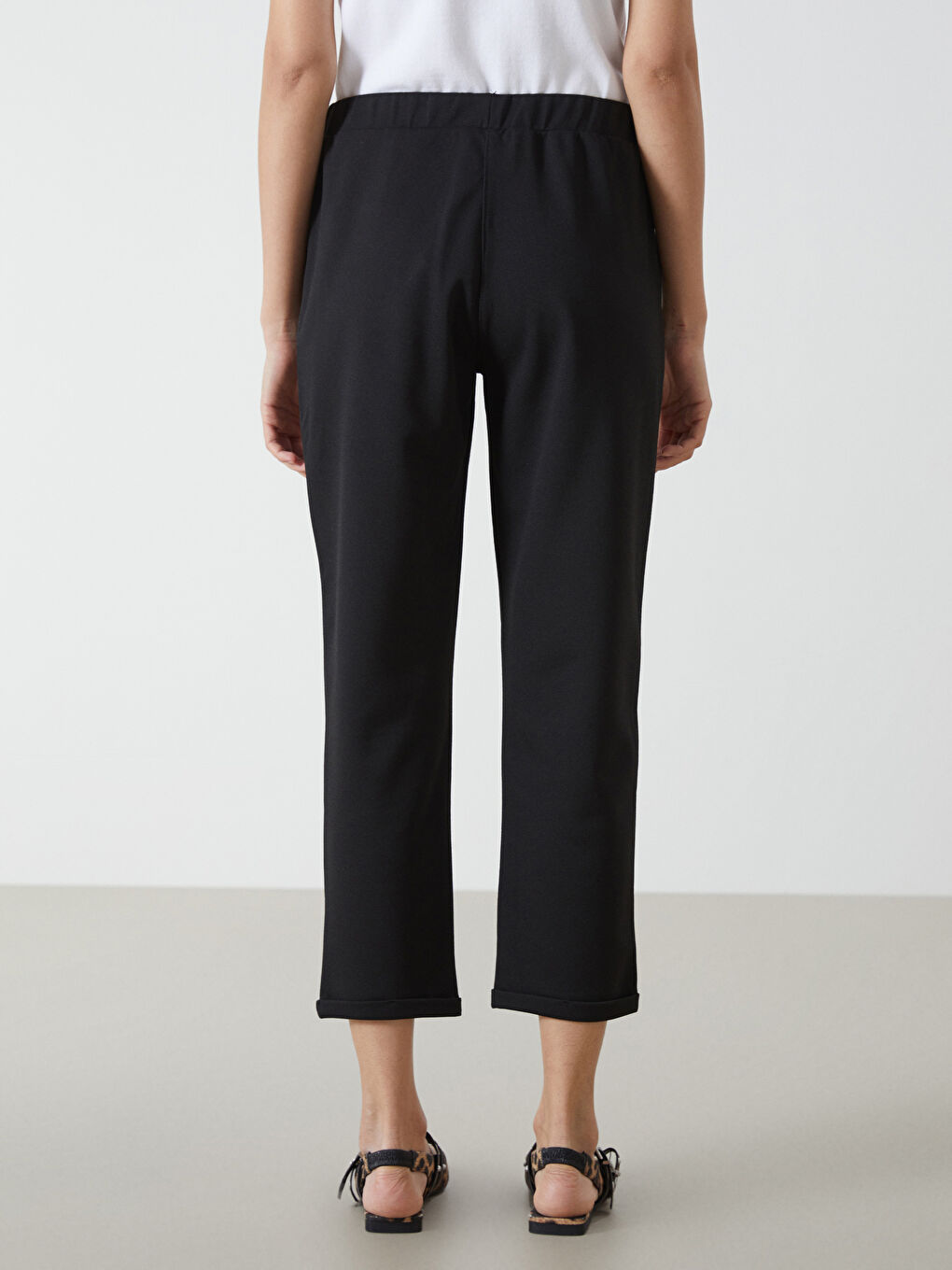 Siyah Beli Lastikli Kadın Pantolon-3