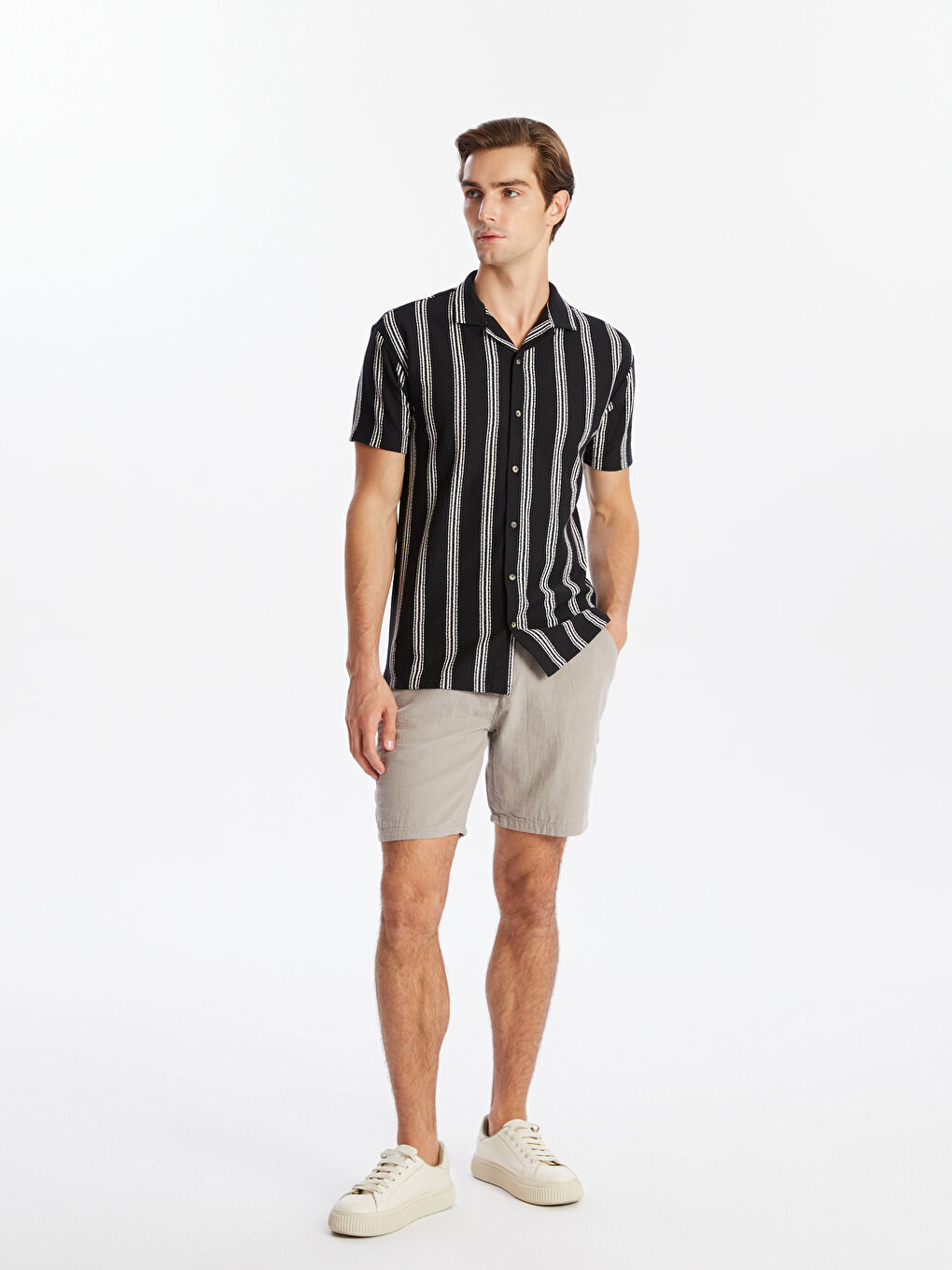 XSIDE Indigo Slim Fit Erkek Şort