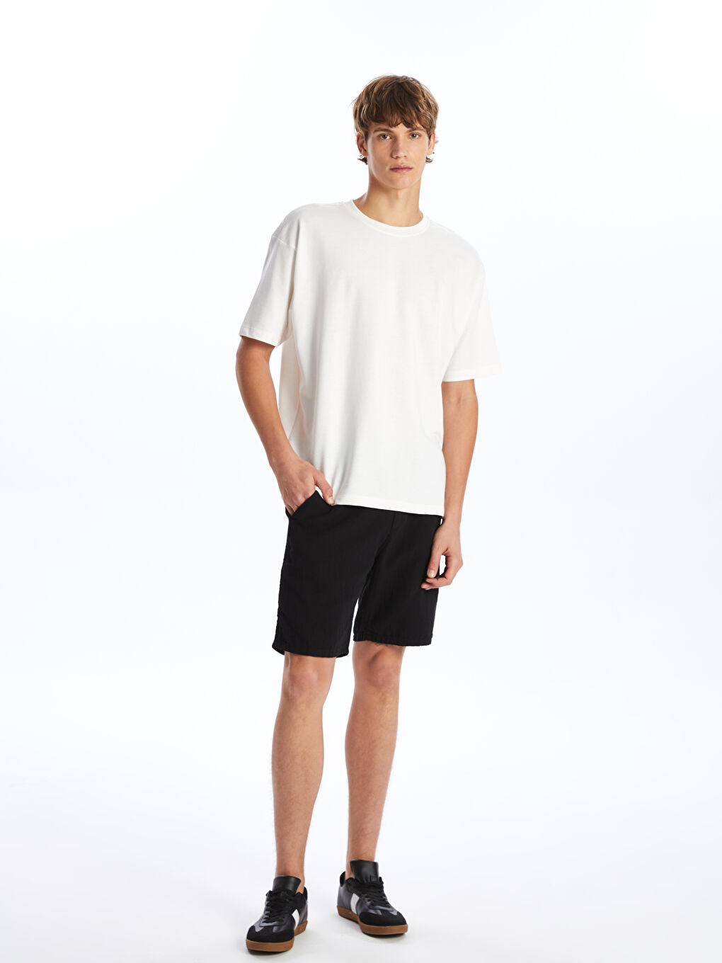 XSIDE Siyah Slim Fit Erkek Şort