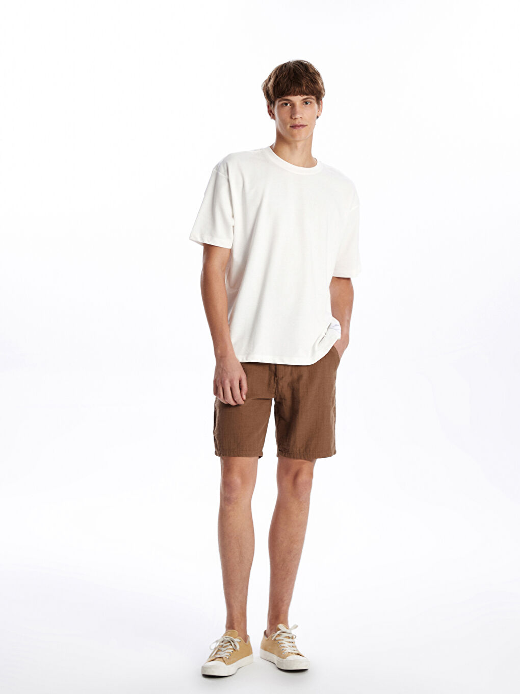 Bej Slim Fit Erkek Şort