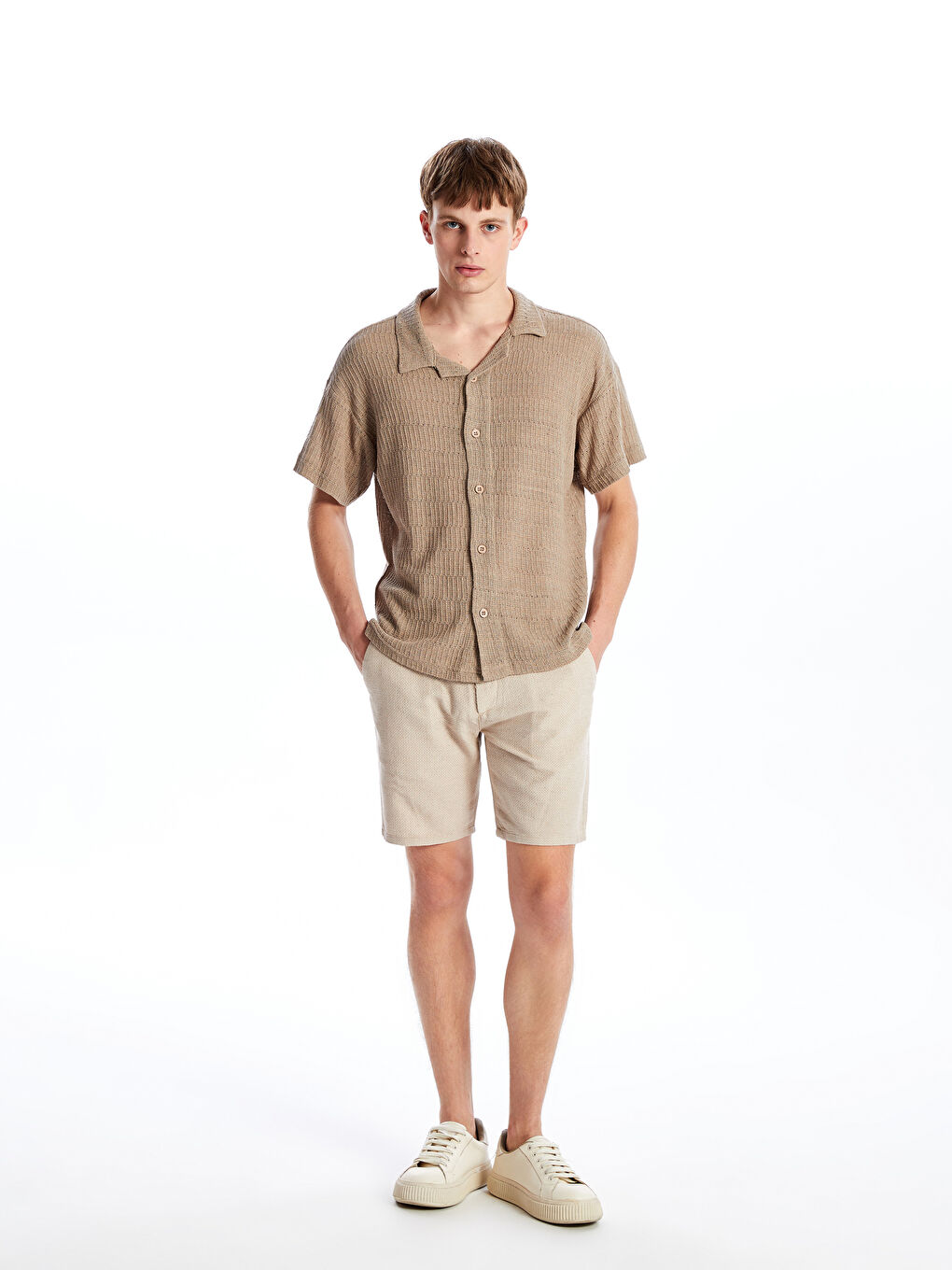 Bej Slim Fit Erkek Şort