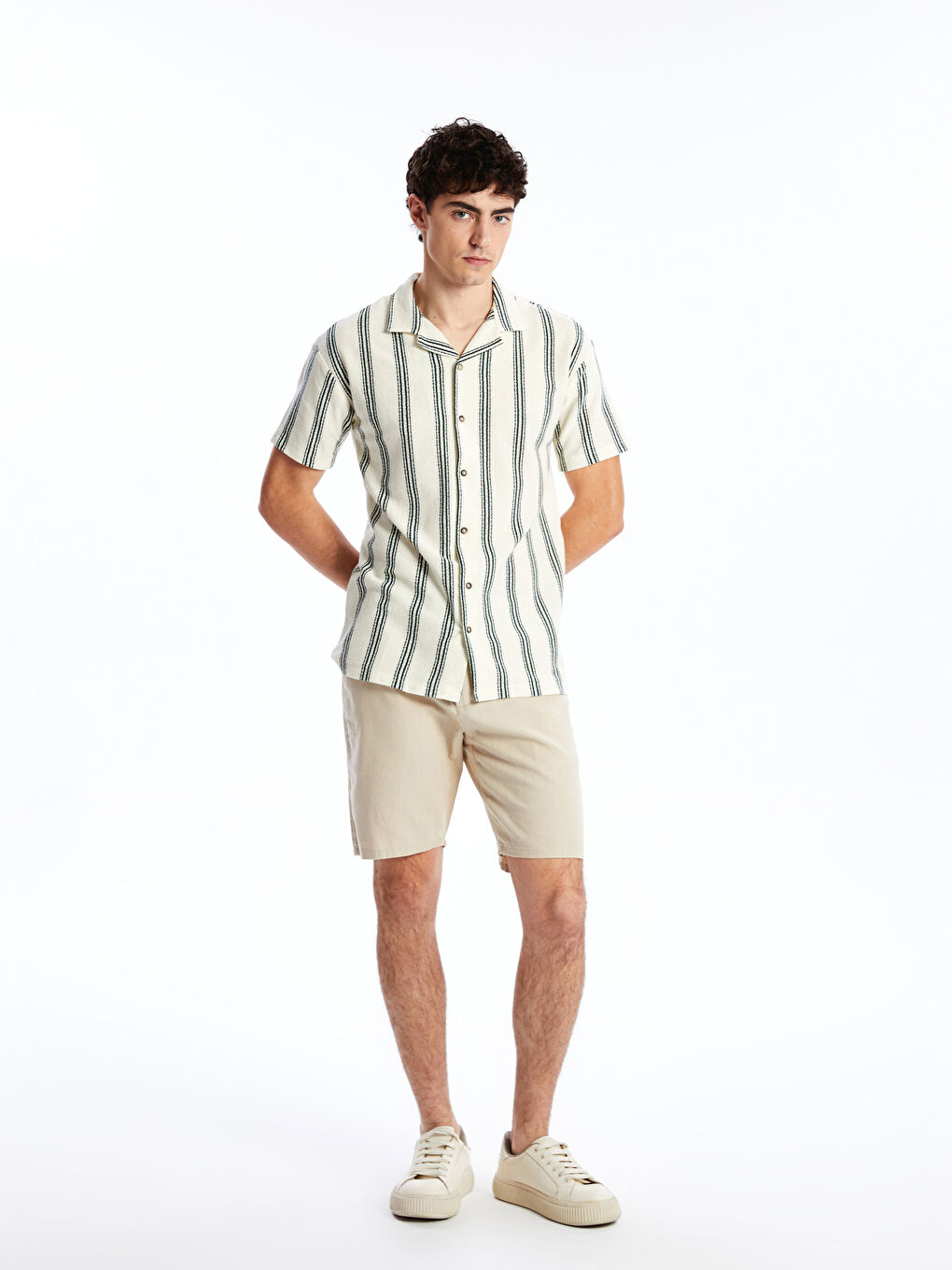 XSIDE Bej Slim Fit Erkek Şort