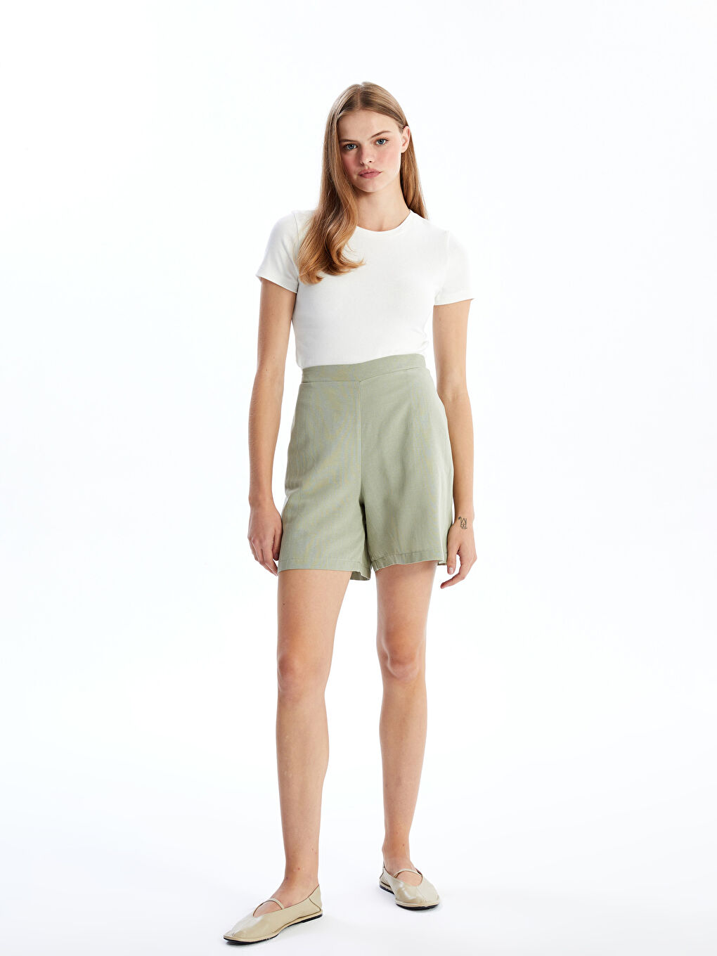 Haki Beli Lastikli Kadın Şort