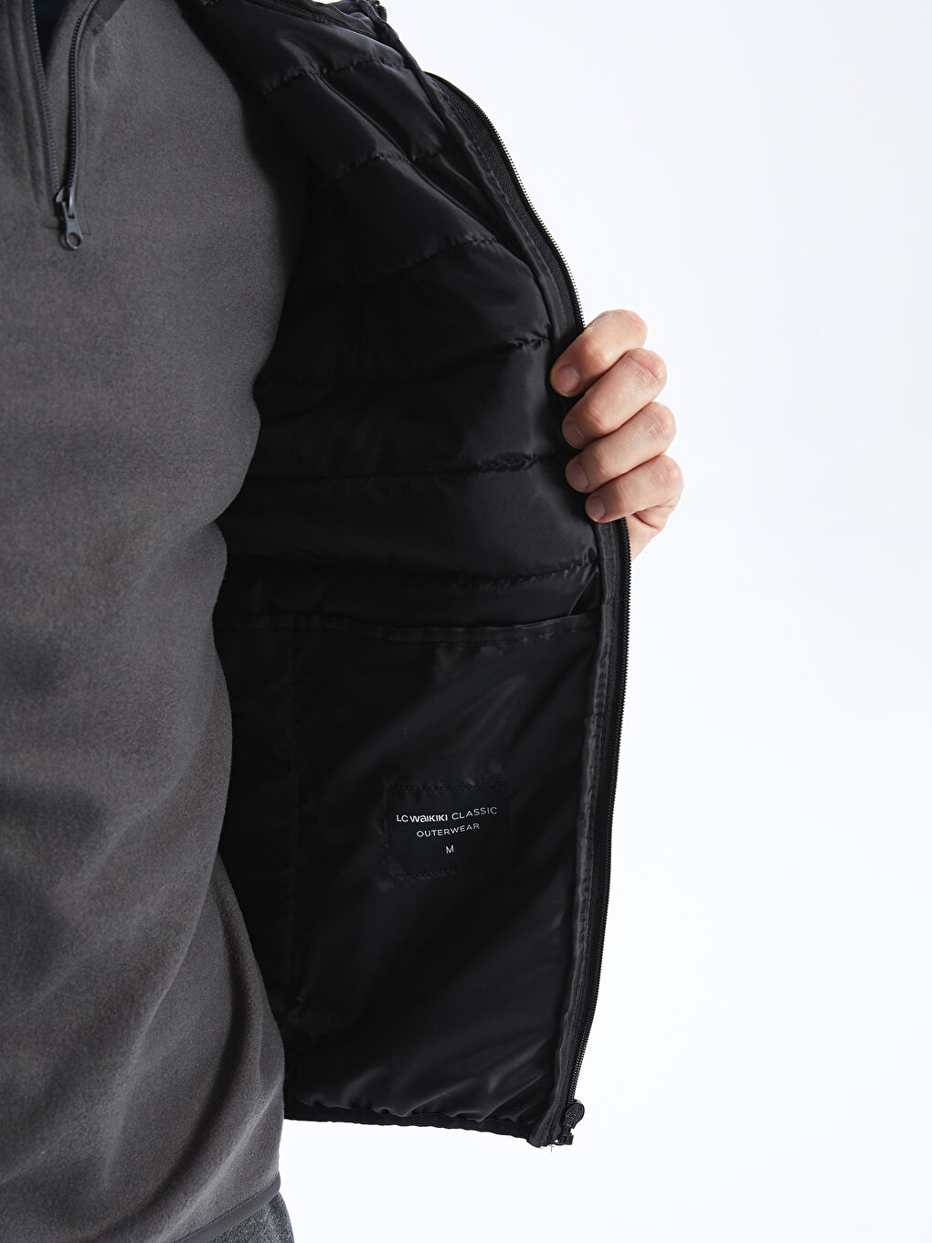 Siyah Standart Kalıp Kapüşonlu Erkek Şişme Mont-9