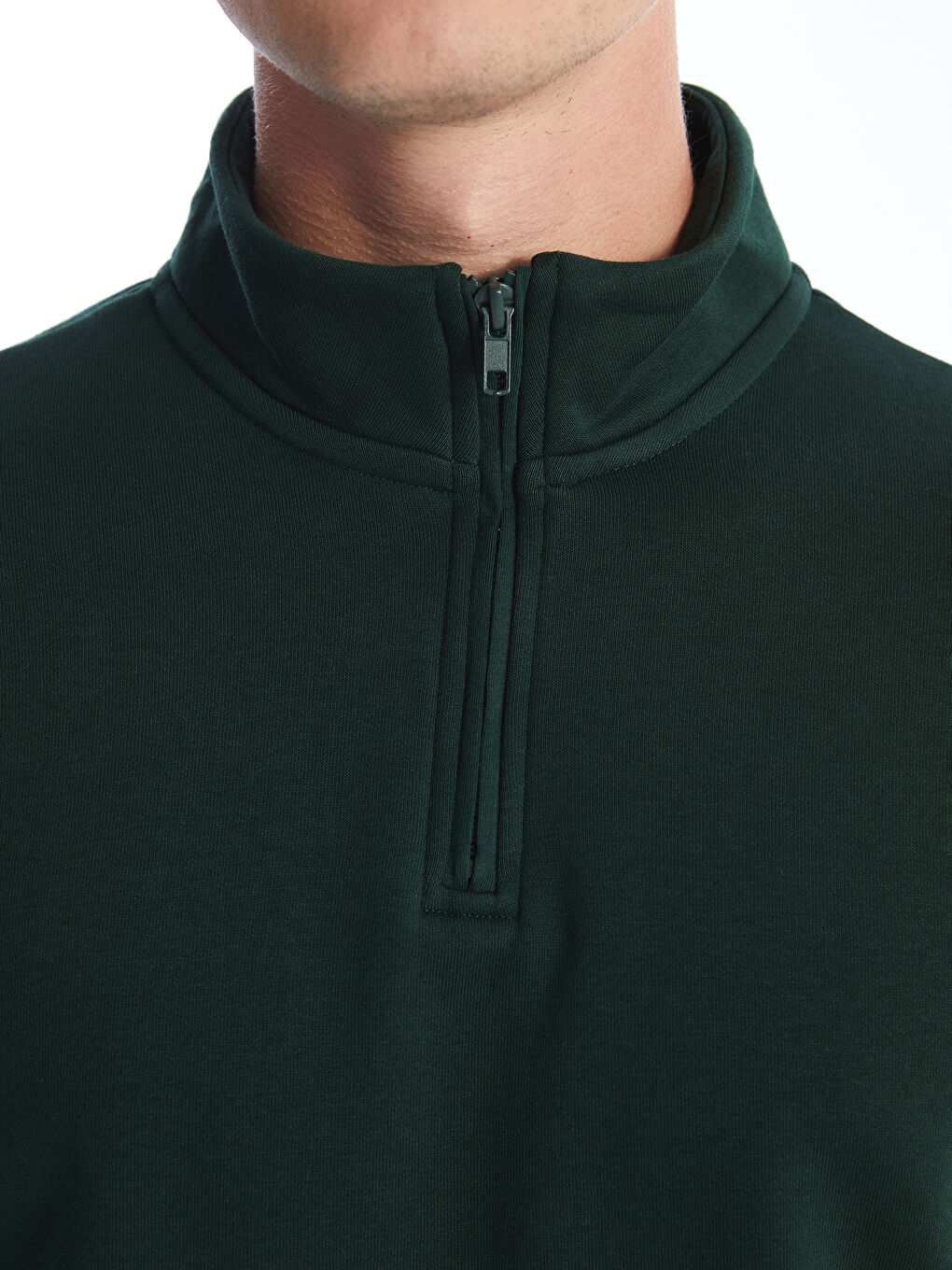 سویتشێرتی ئه‌ستووری قۆڵ درێژی سادە بۆ پیاوان بە یه‌خه‌ی مل بەرز-2