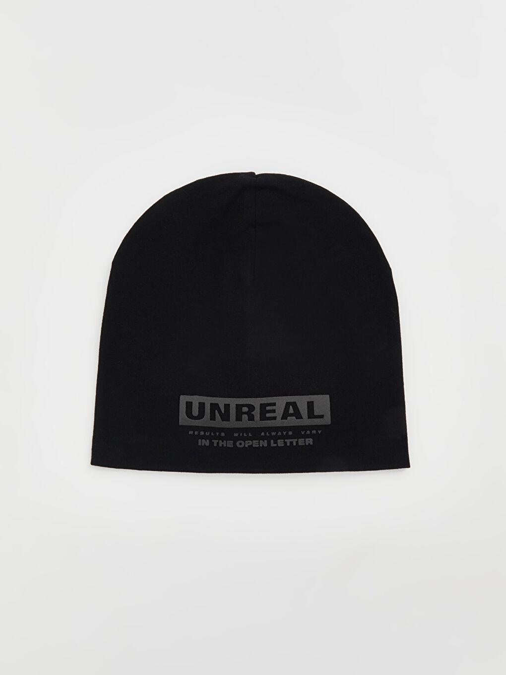 Siyah Yazı Baskılı Erkek Bere