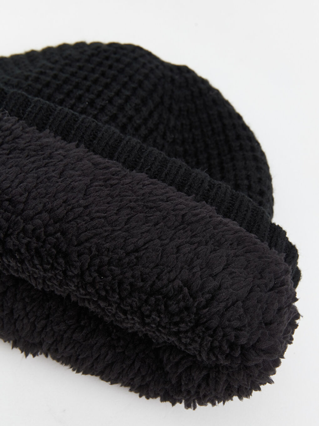 Siyah Etiket Baskılı Triko Erkek Bere-7