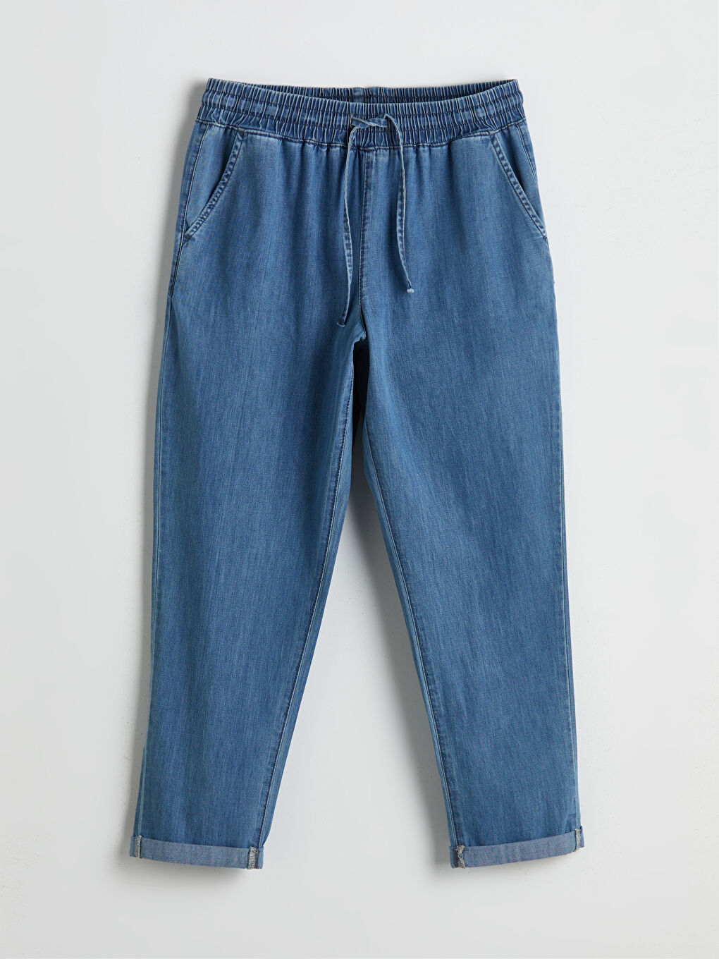 Siyah Beli Lastikli Carrot Fit Kadın Jean Pantolon-4