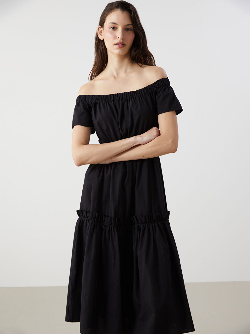 Slash Neck Plain Short Sleeve Dress-1