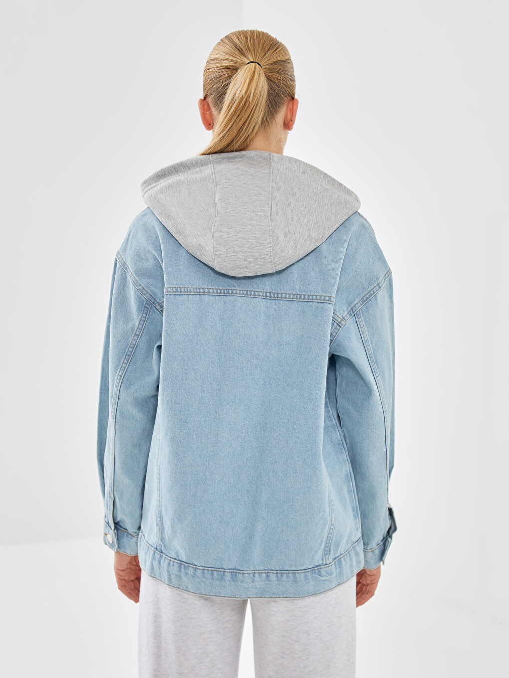 Hooded Oversize Women's Denim Jacket-3