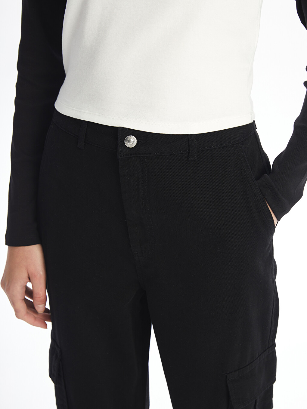 Standard Fit Gabardine Women's Cargo Trousers-2