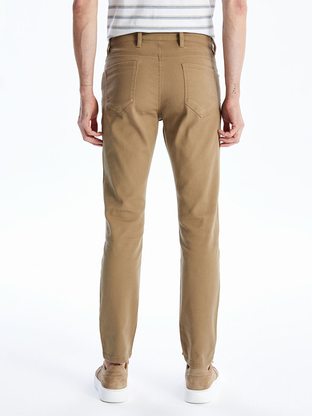 LCWAIKIKI Basic Koyu Bej Dar Kalıp Erkek Chino Pantolon - 4