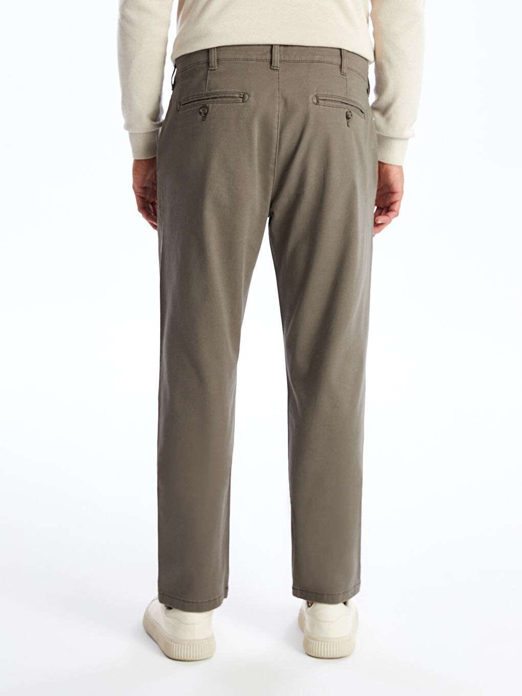LCWAIKIKI Classic Standard Fit Gabardine Men's Chino Trousers -W40429Z8-KDE